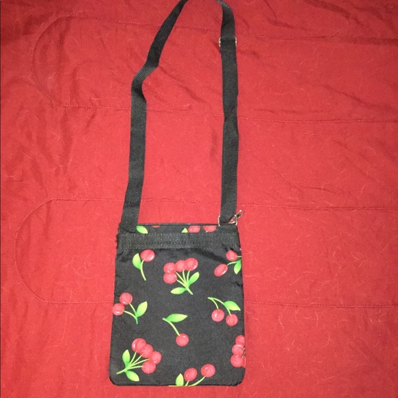 Cherry Purse. - Picture 2 of 4